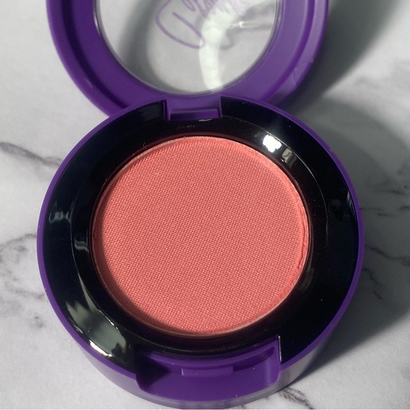 MAC Cosmetics Other - MAC SELENA Eyeshadow Fotos Y Recuerdos‎ pink Satin Limited Edition